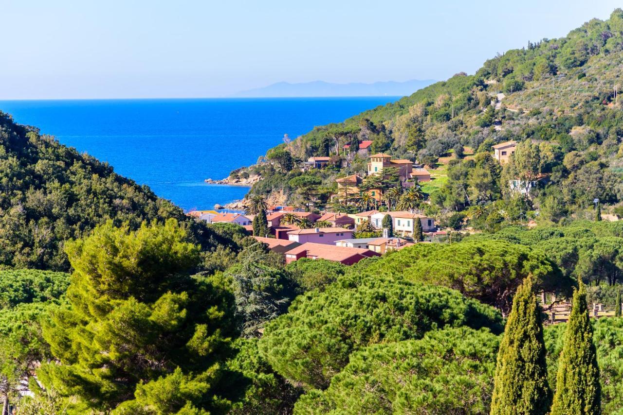 Appartamenti La Baia Lido بورتوفيرّايو المظهر الخارجي الصورة